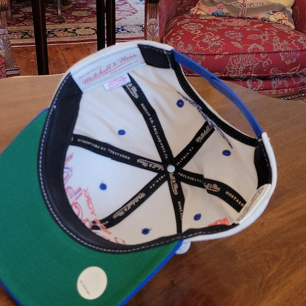 Baseball Caps - Picture 5 of 11